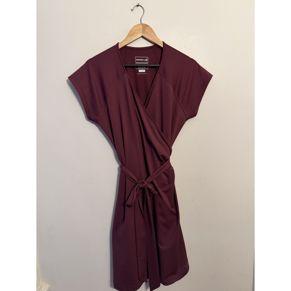 Merrell Women's Maroon Opti Wick UPF 50 Short Sleeve Wrap Dress Sport Size Large